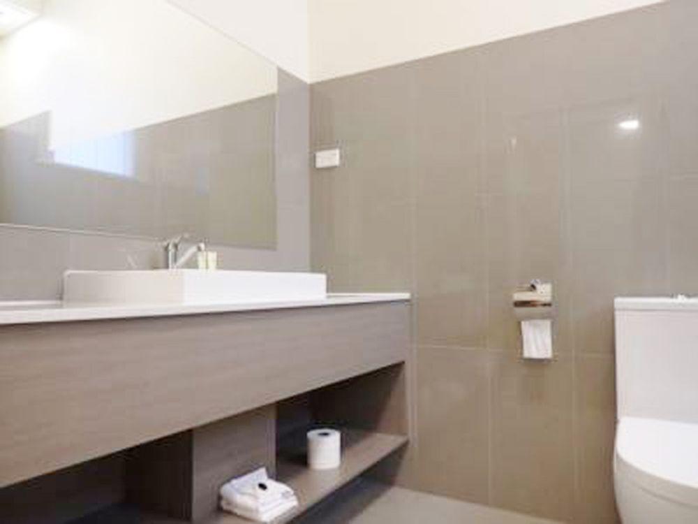 Naughtons Hotel Melbourne Ngoại thất bức ảnh