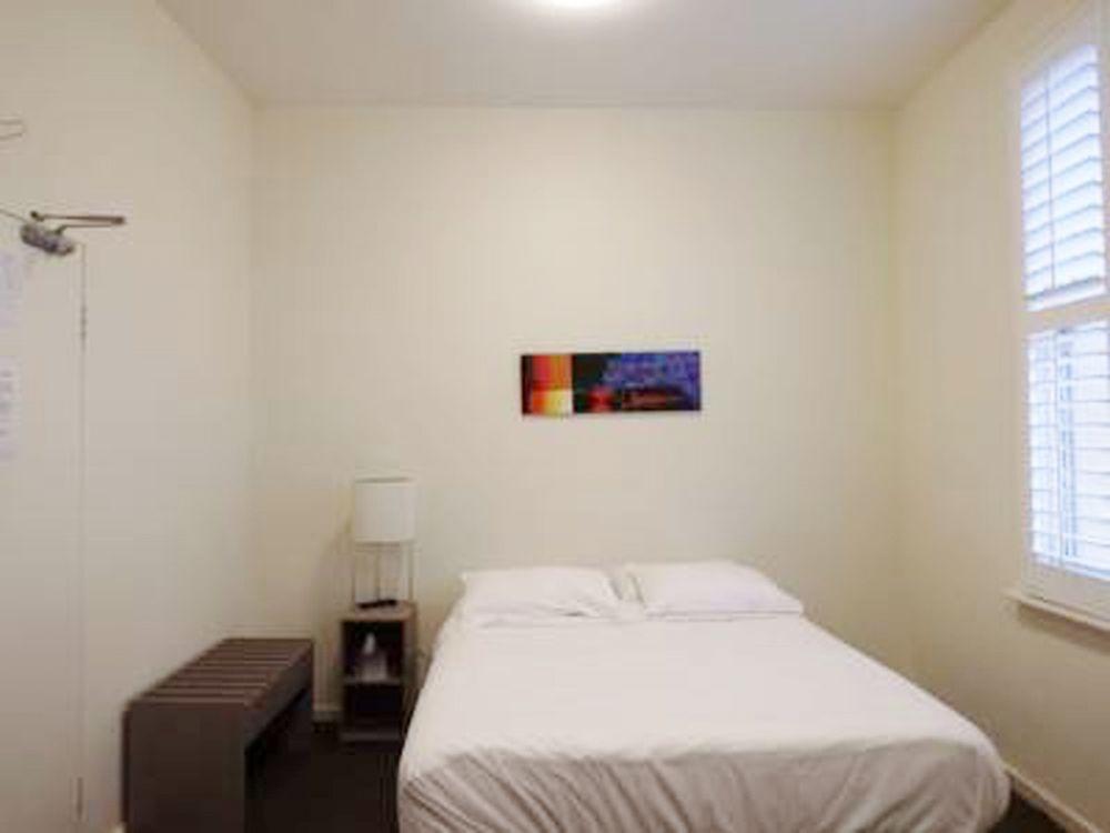 Naughtons Hotel Melbourne Ngoại thất bức ảnh