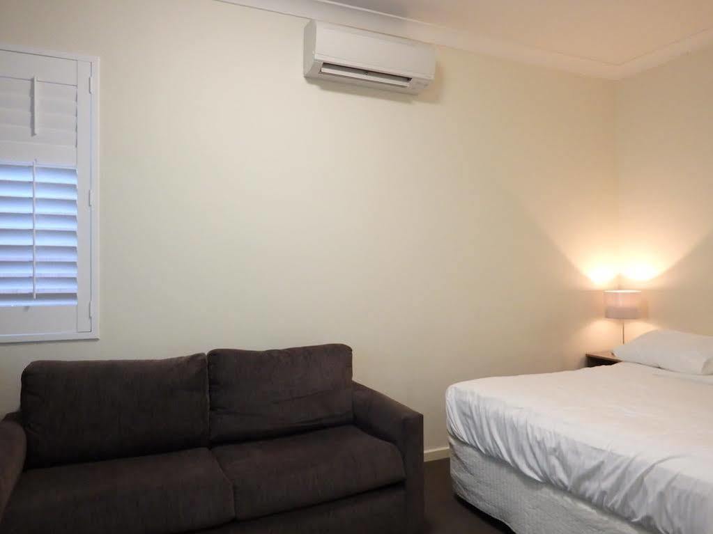Naughtons Hotel Melbourne Ngoại thất bức ảnh